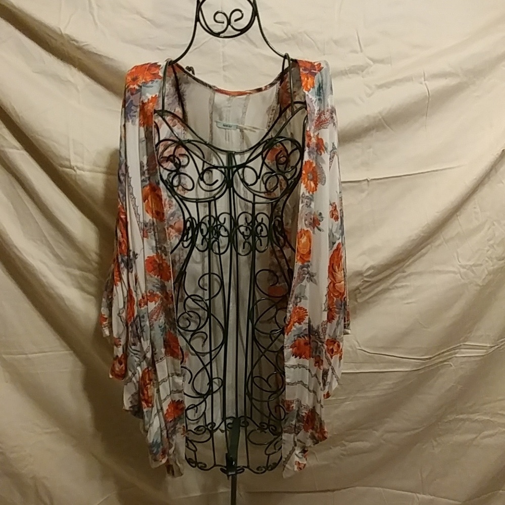 Kimono - Picture 2 of 4